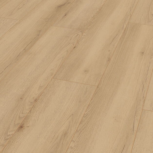 my floor laminati ლამინატი 12 მმ 33 კლასი გერმანული სახლი ტექნიკური მახასიათებლები;
წარმოების ადგილი: გერმანია, My Floor
ცვეთის კლასი: AC5
ჩამკეტი სისტემა (Lock)
სისქე 12 მმ
ზომები (Dimensions):
1375 x 188 x 12 მმ;
უპირატესობები (Advantages)
არ იკაწრება
იატაკქვეშა გათბობასთან თავსებადი
ბავშვებისა და ცხოველებისთვის უსაფრთხო
მარტივი მოვლა
ნესტგამძლე
დამზადებულია ბუნებრივი და მდგრადი მასალებისგან
გამოყენება
საძინებელი (Bedrooms)
ბავშვთა ოთახი (Children's room)
კომერციული გამოყენება: სასტუმრო